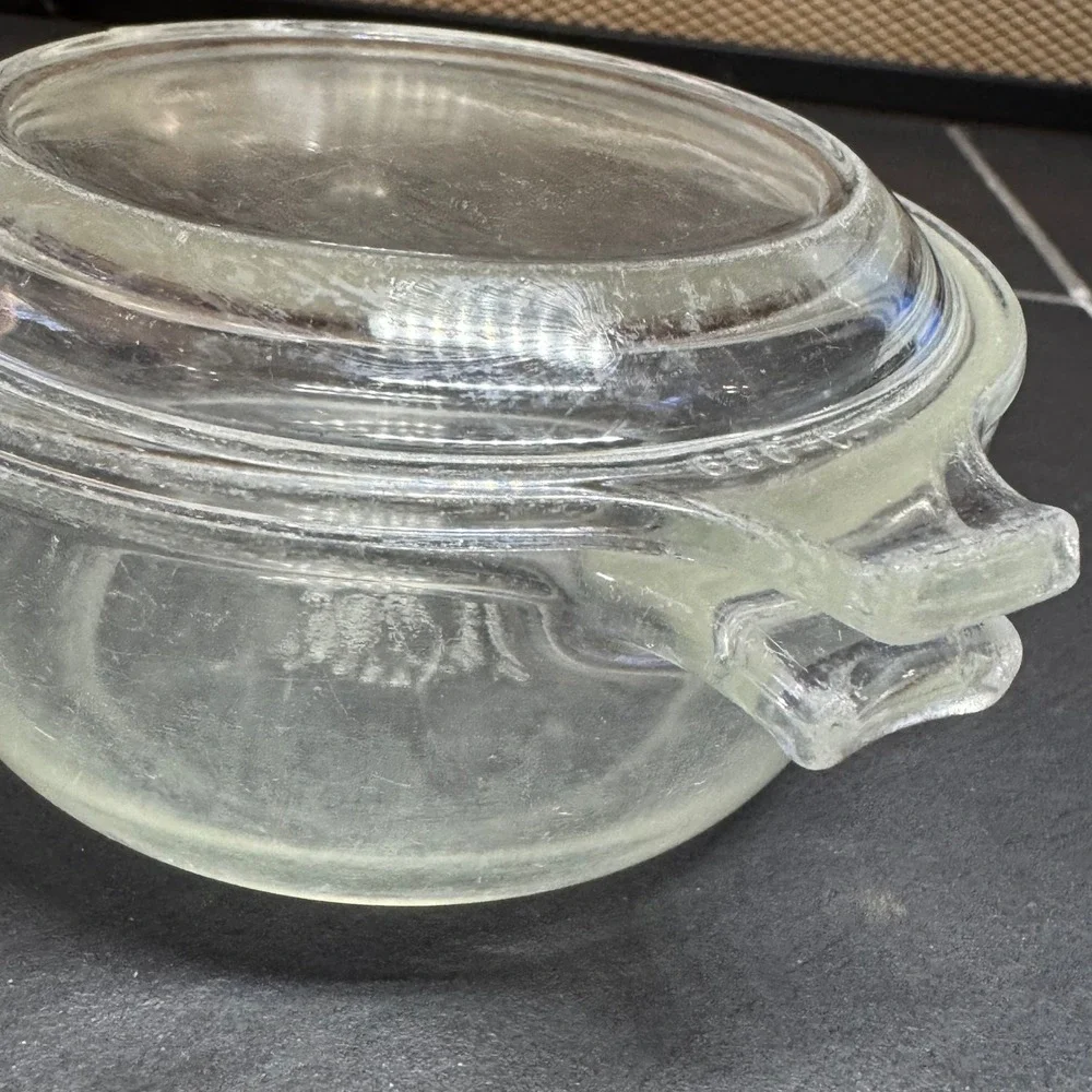 Vintage Pyrex 019 Clear Glass 10 oz Round Casserole Dish with Lid 680-C-5 USA